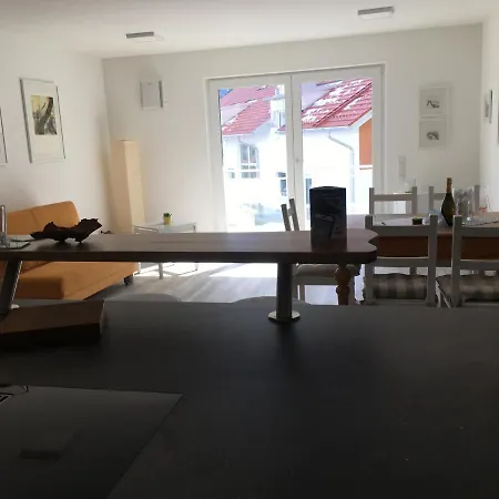 Schoenblick Apartment *